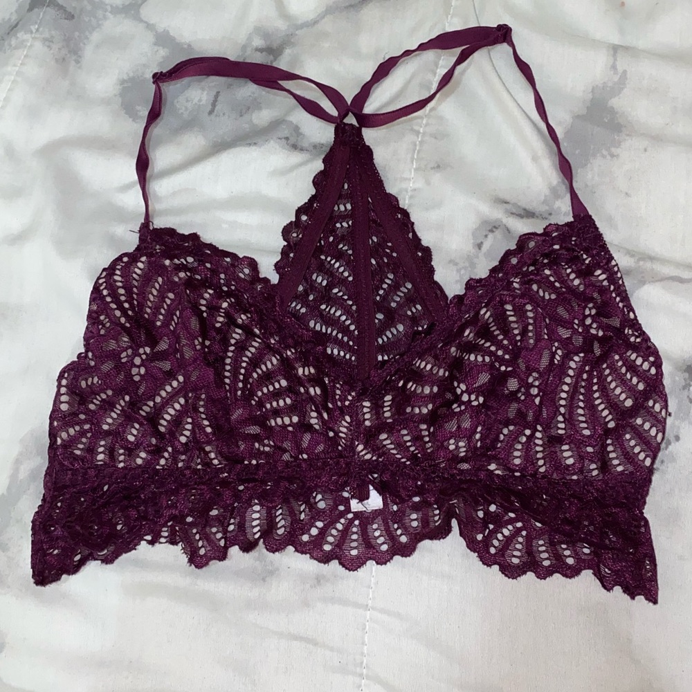 Lace bralette size: M/L